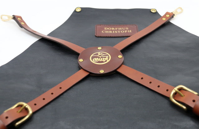 
                  
                    Grillschürze/ Lederschürze
                  
                