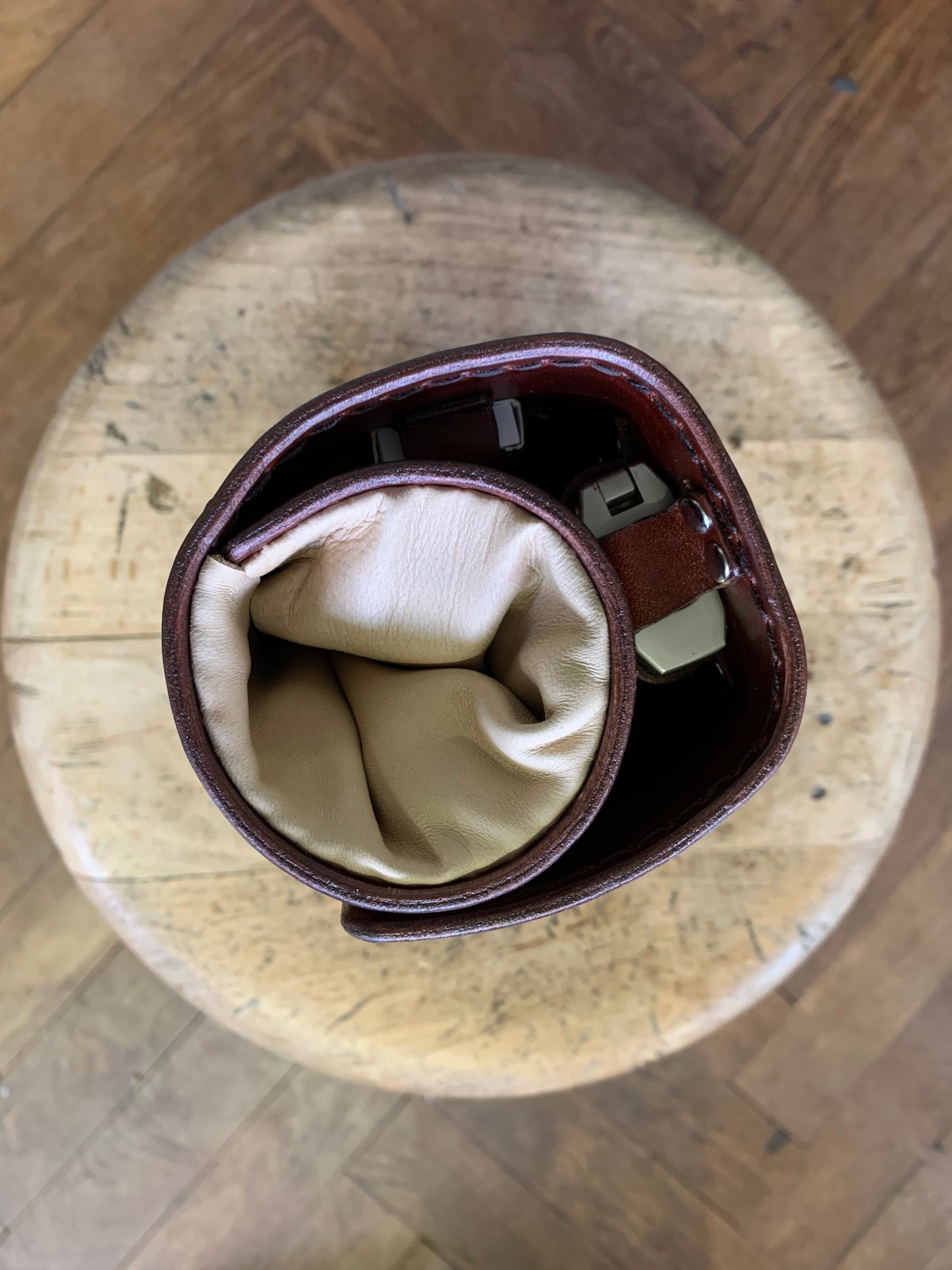 
                  
                    Zigarrenetui nach Mass und Wunsch
                  
                